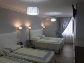  Hostal Plaza Damasco  Альмуньекар